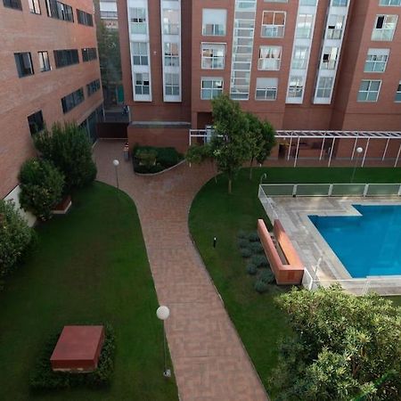 Vivienda Con Zona De Trabajo, Piscina Y Parking Apartment Madrid Ngoại thất bức ảnh